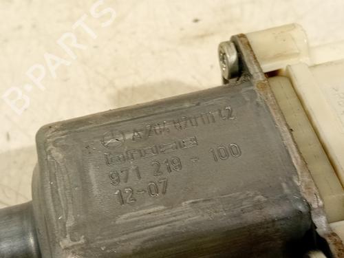 Portierruitmotor linksvoor MERCEDES-BENZ C-CLASS T-Model (S204) C 180 CDI (204.200) | BP18301299E21 