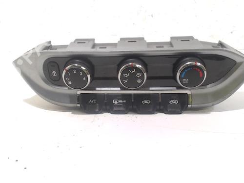 Used Climate control KIA RIO III (UB) 1.1 CRDi (75 hp) 2998721