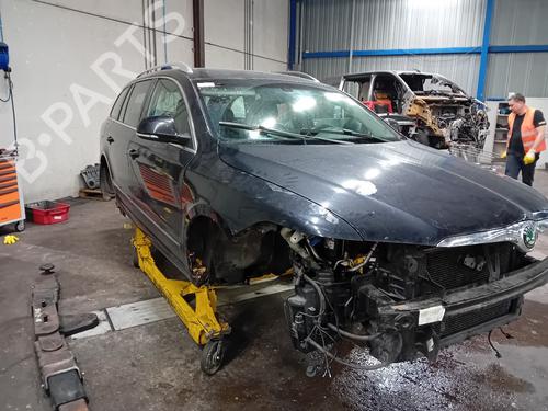 Right front driveshaft SKODA SUPERB II Estate (3T5) 2.0 TDI 16V | BP30152693M39