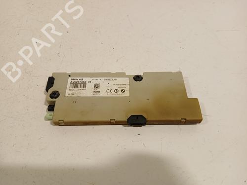 Used Electronic module BMW 6 Gran Coupe (F06) 650 i (449 hp) 28605608