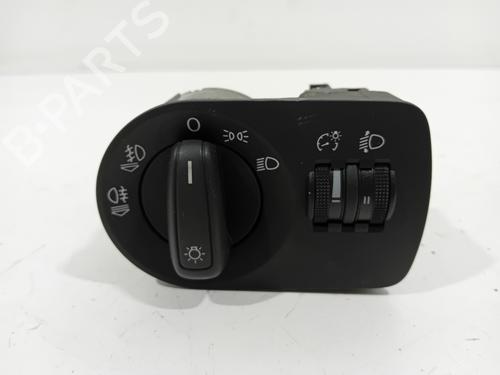 Used Headlight switch AUDI A1 Sportback (8XA, 8XF) 1.2 TFSI (86 hp) 14986504