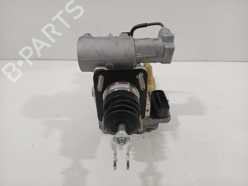 Servo frein TOYOTA YARIS (_P13_) 1.5 Hybrid (NHP130_, NHP130) (101 hp) 30489068