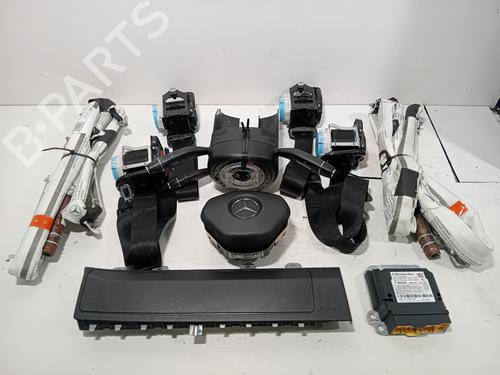 Used Airbag Kit Airbag Kit MERCEDES-BENZ CLA Coupe (C117) CLA 180 (117.342) (122 hp) 33433732 33433732