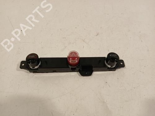 Bouton de warning ABARTH 500 / 595 / 695 1.4 (312.AXZ11) (165 hp) 28135780