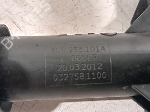 Washer pump AUDI Q3 (8UB, 8UG) 2.0 TFSI quattro | BP19399438E24 