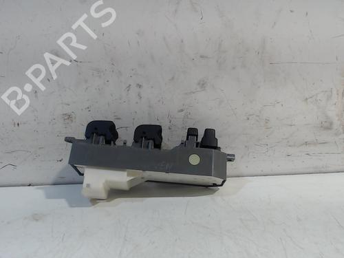 Switch TOYOTA YARIS (_P13_) 1.5 Hybrid (NHP130_, NHP130) | BP13207560I30 