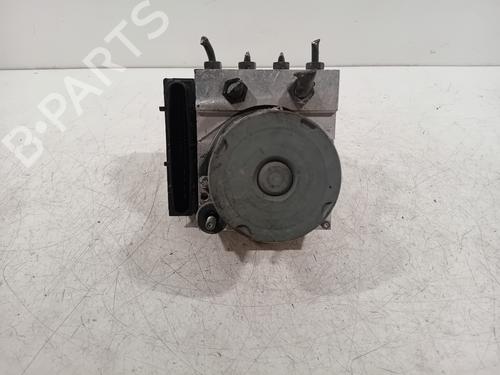 Used ABS pump HYUNDAI SANTA FÉ II (CM) 2.2 CRDi GLS (150 hp) 20214186