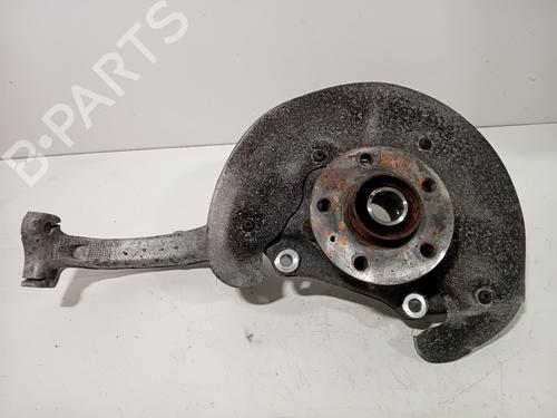 Høyre Styrespindel lagerhus AUDI A4 B8 (8K2) 1.8 TFSI (170 hp) 32345874