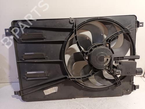 Used Radiator fan Radiator fan VOLVO V40 Cross Country (526) D2 (114 hp) 15178911 15178911