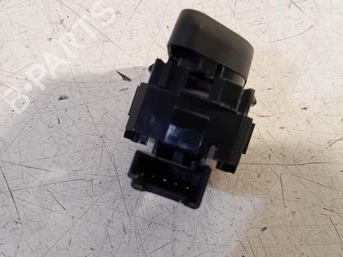 Switch BMW X1 (F48) sDrive 20 i | BP21147776I30 