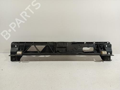 Used Crossmember PEUGEOT 5008 II (MC_, MJ_, MR_, M4_) 1.2 THP (MRHNYH, MRHNYW, MRHNSJ, MRHNSU, MRHNSM) (131 hp) 22607165