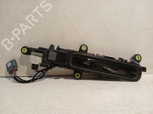 Used Rear left exterior door handle LAND ROVER RANGE ROVER EVOQUE (L551) 2.0 P200 4x4 (200 hp) 32171211