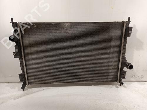 Used Water radiator Water radiator 15803311 15803311