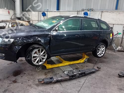 Używane części SKODA OCTAVIA III Combi (5E5, 5E6) 1.6 TDI (105 hp) 4219586
