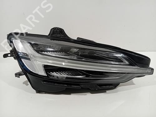 Phare droit VOLVO S60 III (224) T5 (250 hp) 29918410