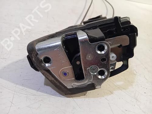 Used Rear left lock TOYOTA AURIS (_E18_) 2.0 D-4D (ADE186_, ADE186R) (124 hp) 22618482