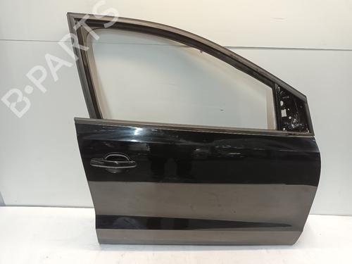 Used Right front door VW POLO V (6R1, 6C1) 1.2 TDI (75 hp) 23646434