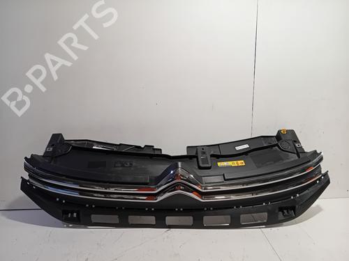 Used Grille CITROËN C3 III (SX) 1.2 THP 110 (SXHNPS, SXHNZT, SXHNZ6) (110 hp) 29015535
