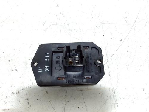 Varmeblæsermodstand TOYOTA YARIS (_P9_) 1.3 VVT-i (SCP90_, SCP90R) (87 hp) 11806035