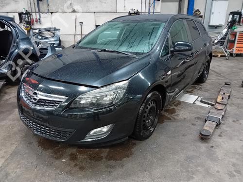 Used Parts OPEL ASTRA J Sports Tourer (P10) 1.7 CDTI (35) (110 hp) 4414854