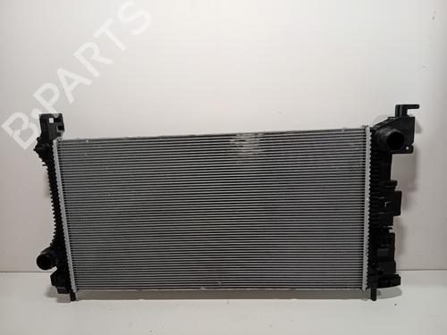 Used Water radiator VOLVO XC60 II (246) T6 Plug-In Hybrid AWD (340 hp) 30709177
