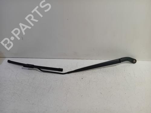 Used Front windshield wiper arm Front windshield wiper arm 22381217 22381217