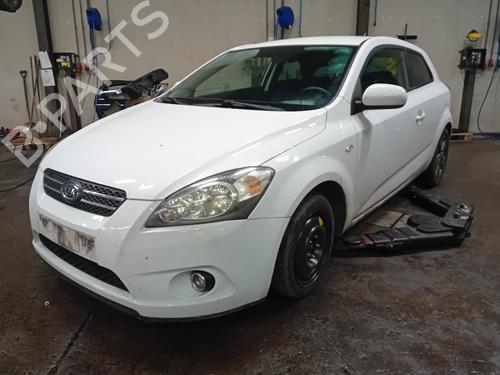 Pièces Détachées Usagées KIA PRO CEE'D (ED) 1.4 CVVT (90 hp) 4404647