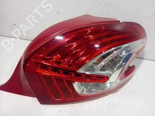 Used Right taillight Right taillight 36670945 36670945