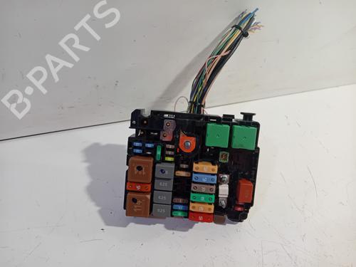 Used Fuse box Fuse box 27638834 27638834