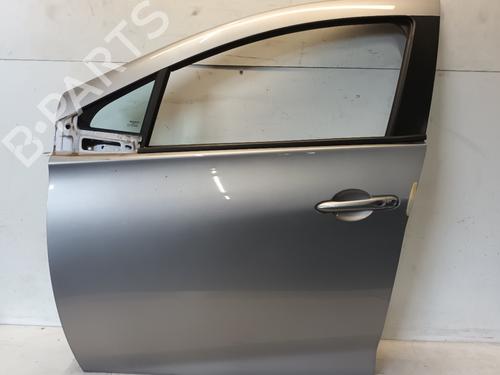 Used Left front door RENAULT ZOE Hatchback Van (BFM_) Electric (BFME) (92 hp) 29307021