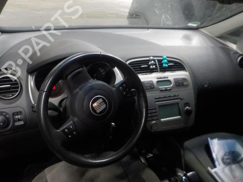 Front wiper motor SEAT ALTEA (5P1) 2.0 FSI | BP17390882M29 