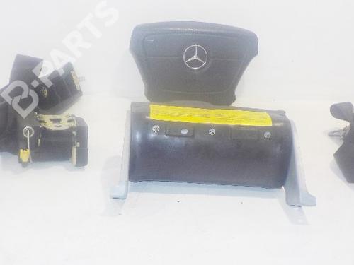Used Airbag Kit Airbag Kit MERCEDES-BENZ G-CLASS (W463) G 500 (463.247, 463.248, 463.249, 463.240, 463.241,... (296 hp) 7847874 7847874