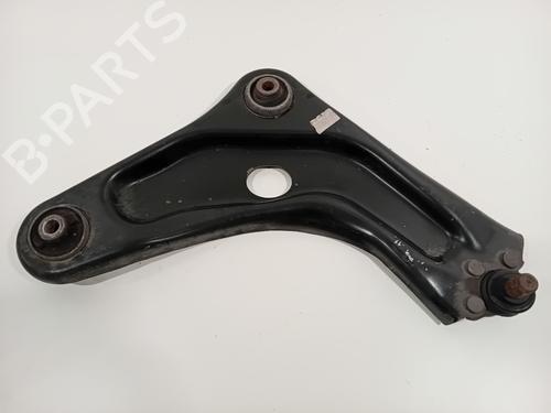 Used Right front suspension arm CITROËN C3 III (SX) 1.2 THP 110 (SXHNPS, SXHNZT, SXHNZ6) (110 hp) 29447086