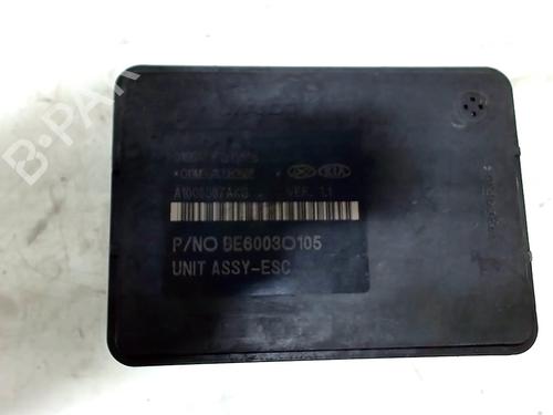 Used ABS pump HYUNDAI ix35 (LM, EL, ELH) 2.0 CRDi 4WD (184 hp) 8605592