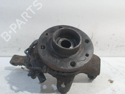 Used Left front steering knuckle DACIA SANDERO 1.2 16V (75 hp) 13206964