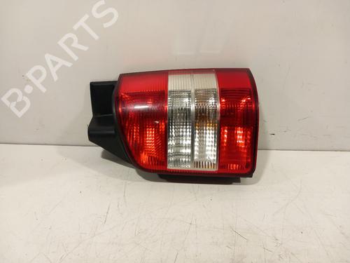 Farolim direito VW TRANSPORTER T5 Van (7HA, 7HH, 7EA, 7EH) 2.0 TDI (114 hp) 31608441