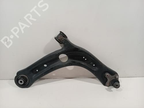 Used Right front suspension arm VW PASSAT B8 Variant (3G5, CB5) 1.6 TDI (120 hp) 30573785