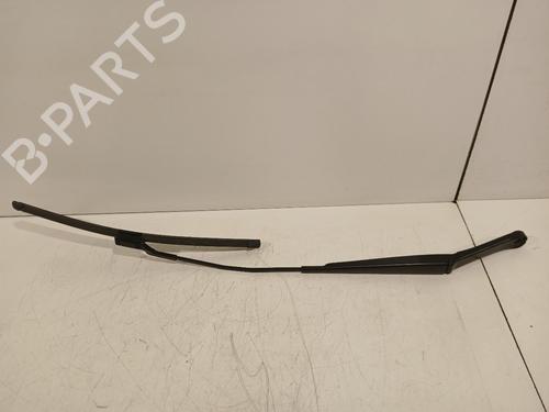 Used Front windshield wiper arm Front windshield wiper arm 36812024 36812024