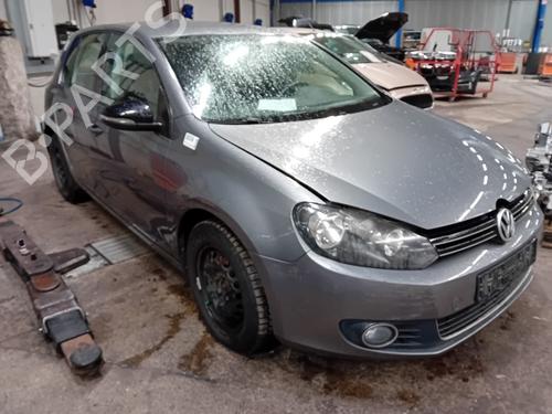 Right headlight VW GOLF VI (5K1) 1.6 TDI | BP31970703C29