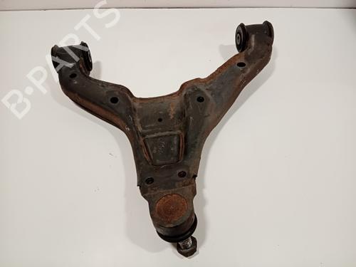 Used Right front suspension arm Right front suspension arm MERCEDES-BENZ SPRINTER 5-t Platform/Chassis (B906) 519 CDI / BlueTEC (906.153, 906.155, 906.253, 906.255) (190 hp) 40625004 40625004
