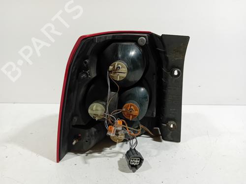 Right taillight LAND ROVER FREELANDER 2 (L359) 2.2 TD4 4x4 | BP18853234C35 