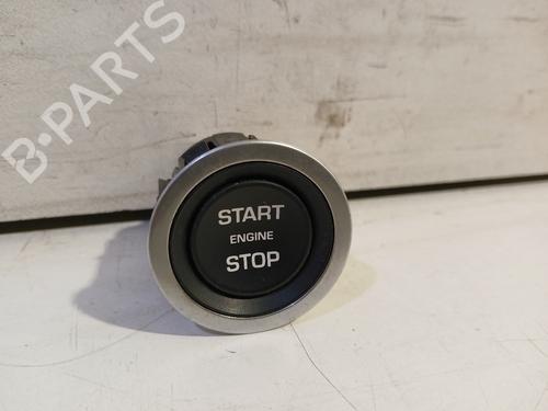 switch-land-rover-range-rover-evoque-l551-2018-32171218 main image