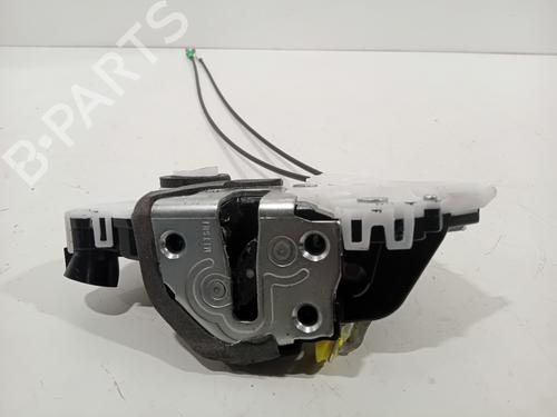 Used Front left lock TOYOTA YARIS (_P13_) 1.5 Hybrid (NHP130_, NHP130) (101 hp) 26532778