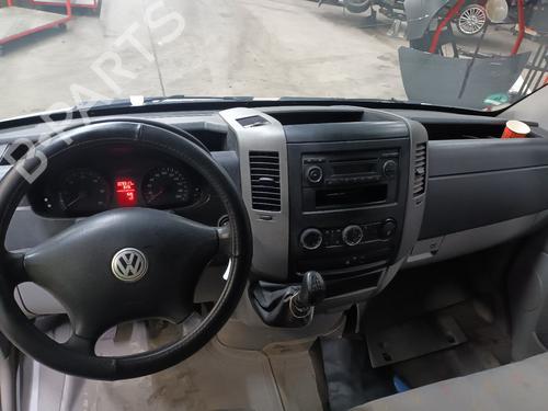 Left headlight VW CRAFTER 30-50 Van (2E_) 2.5 TDI | BP37021659C28  - Image 10
