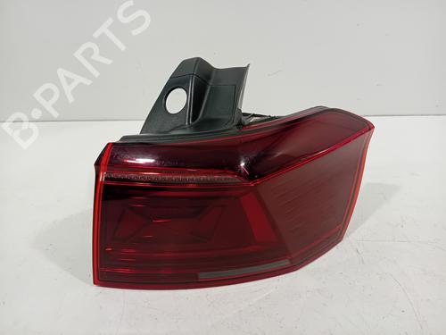 right-taillight-vw-passat-b8-variant-3g5-cb5-2014-26430930 main image