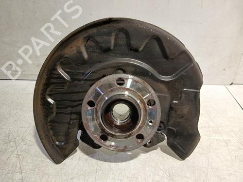 Venstre Styrespindel Lejehus Venstre Styrespindel Lejehus SKODA FABIA III Estate (NJ5) 1.2 TSI (110 hp) 33917227 33917227