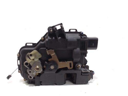 Front left lock VW PASSAT B5.5 (3B3) 2.5 TDI | BP13199625C98 