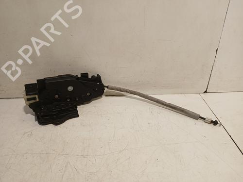 Używane Zamek drzwi przednich prawych MERCEDES-BENZ A-CLASS (W177) A 220 (177.044) (190 hp) 31757458