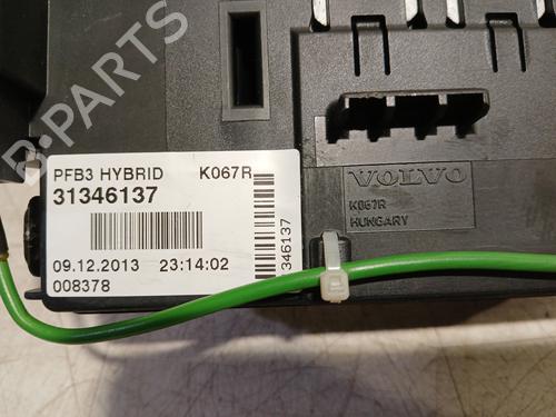 Fuse box VOLVO V60 I (155) D6 Hybrid AWD | BP35788874E1 - Image 5