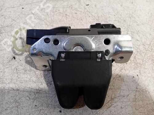Used Tailgate lock MERCEDES-BENZ C-CLASS (W205) C 180 (205.076) (156 hp) 25725601
